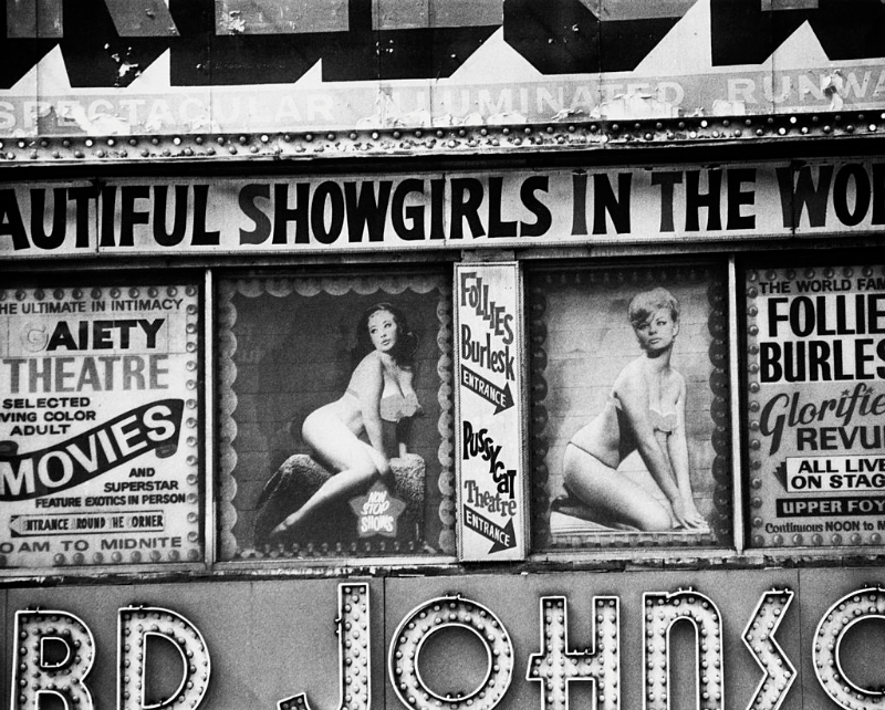Vintage Photos Capture Times Square's Depravity in the 1970s and 1980s ~  Vintage Everyday